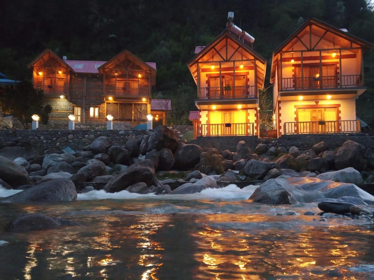 Banjār Offbeat Abodes - Tirthan Valley מראה חיצוני תמונה