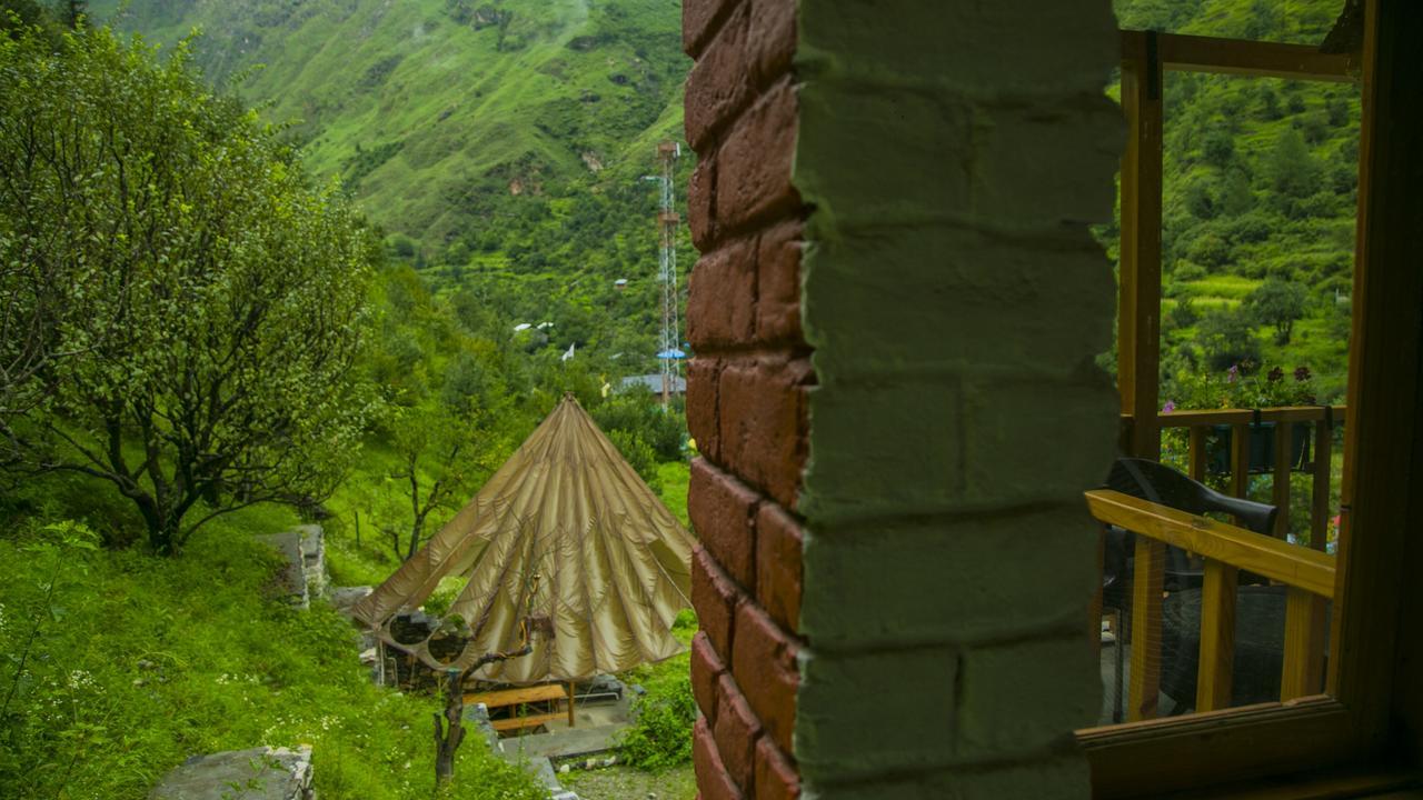 Banjār Offbeat Abodes - Tirthan Valley מראה חיצוני תמונה